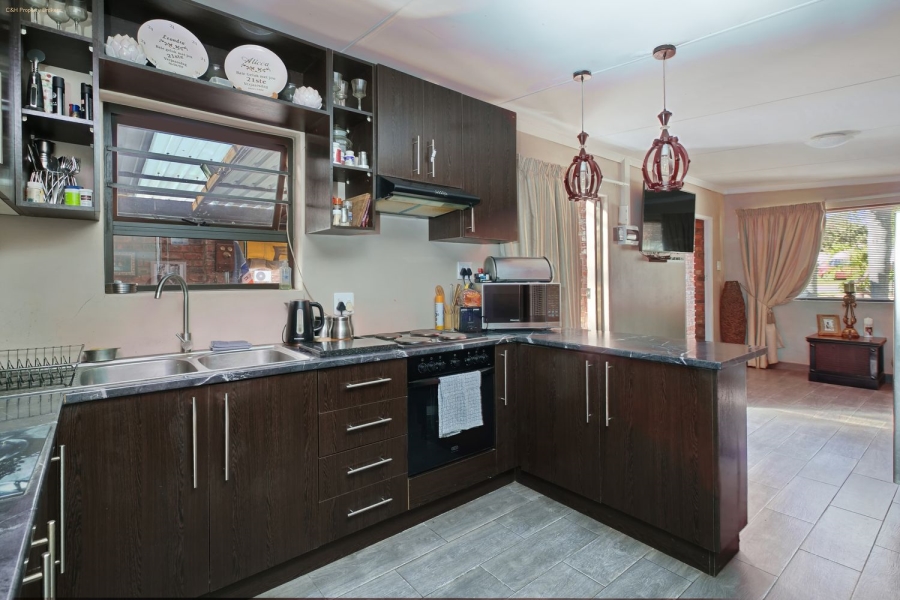 2 Bedroom Property for Sale in Azalea Park Eastern Cape